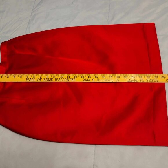 Giorgio Armani Red Skirt 100% Silk Knee Length Italian Size 40 - Picture 4 of 9